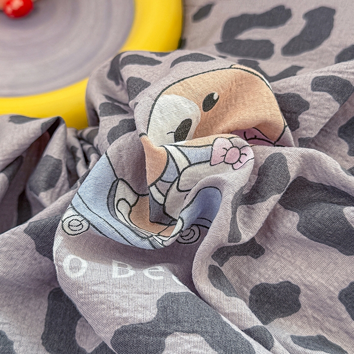 91家纺网 家纺一手货源 找家纺 壹号库家纺 2025新款皱皱纱舒暖绒四件套 豹富-粉