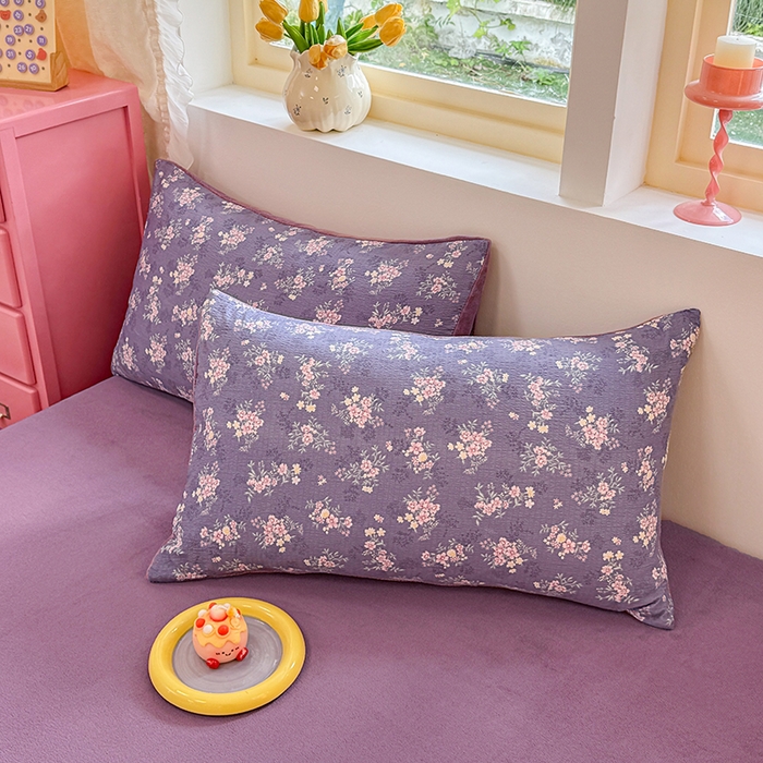 91家纺网 家纺一手货源 找家纺 壹号库家纺 2025新款皱皱纱舒暖绒四件套 豆蔻