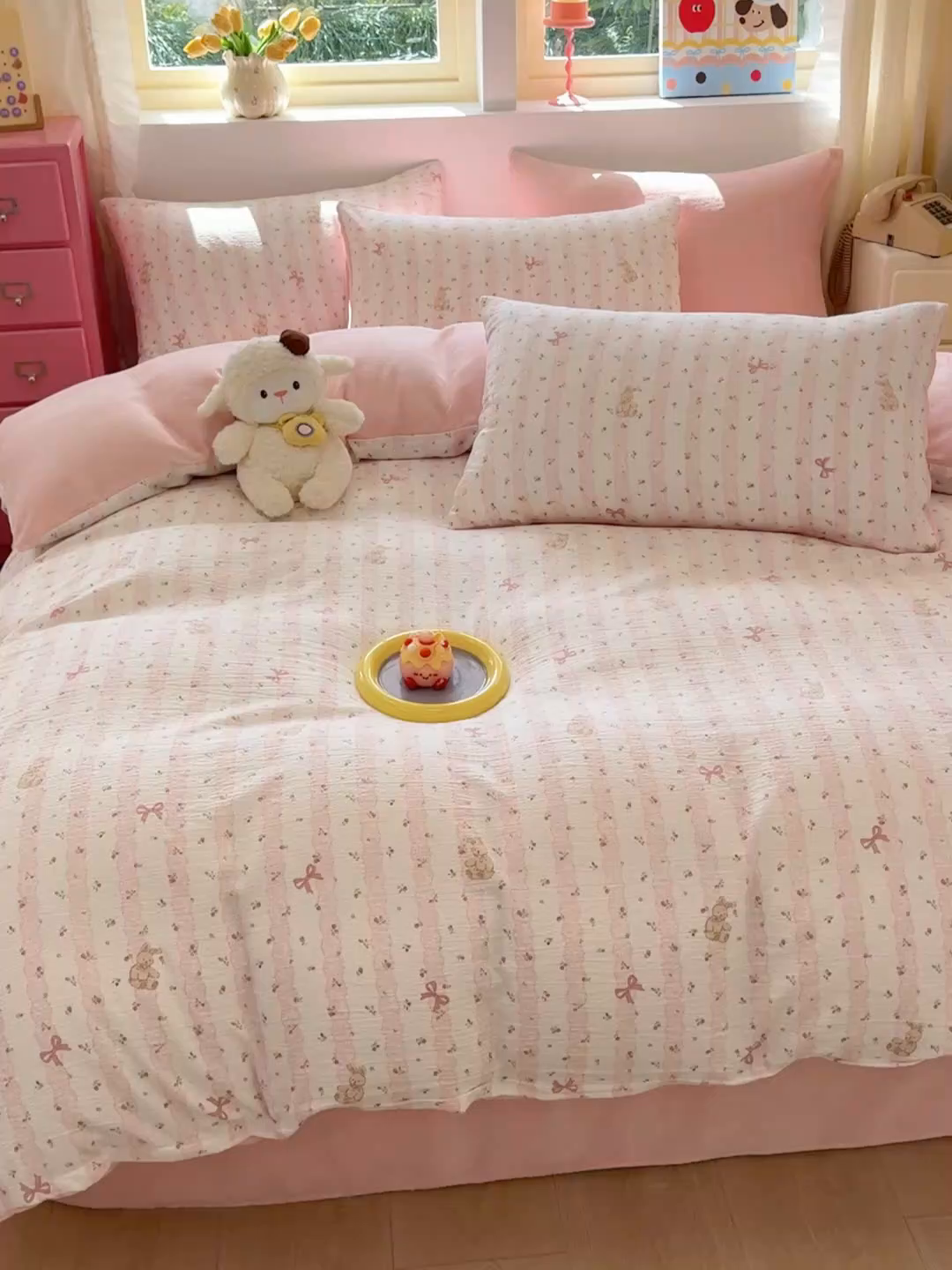 91家纺网 家纺一手货源 找家纺 壹号库家纺 2025新款皱皱纱舒暖绒四件套 蕾丝小兔