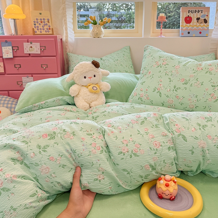 91家纺网 家纺一手货源 找家纺 壹号库家纺 2025新款皱皱纱舒暖绒四件套 木兮绿