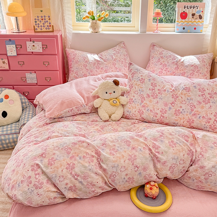 91家纺网 家纺一手货源 找家纺 壹号库家纺 2025新款皱皱纱舒暖绒四件套 十里桃花