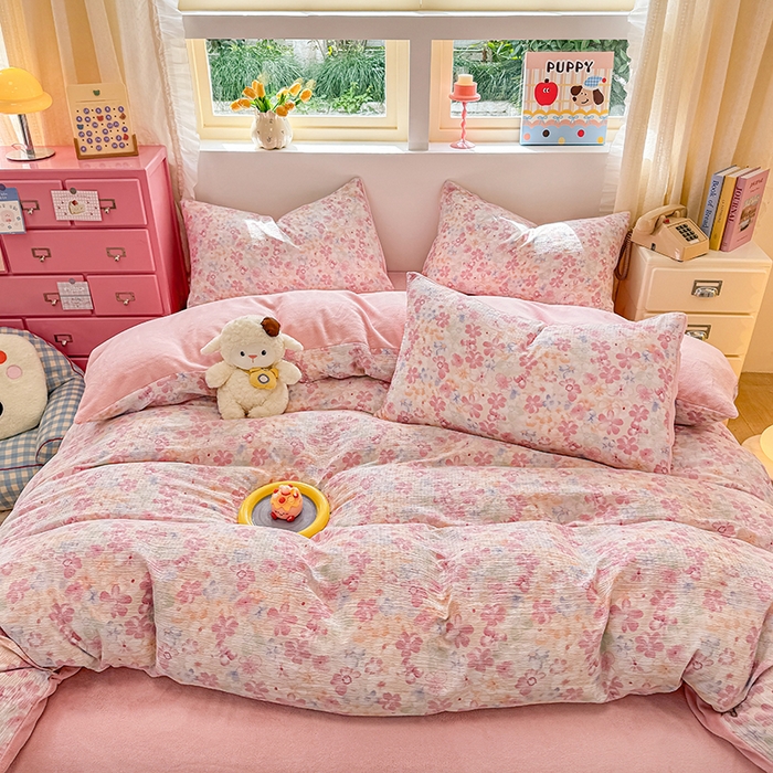 91家纺网 家纺一手货源 找家纺 壹号库家纺 2025新款皱皱纱舒暖绒四件套 十里桃花