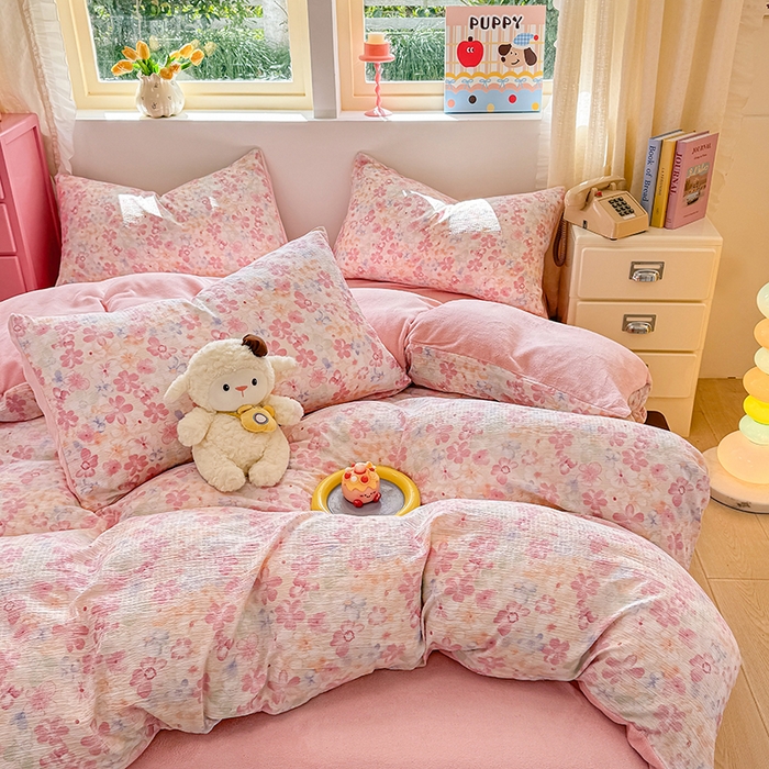 91家纺网 家纺一手货源 找家纺 壹号库家纺 2025新款皱皱纱舒暖绒四件套 十里桃花