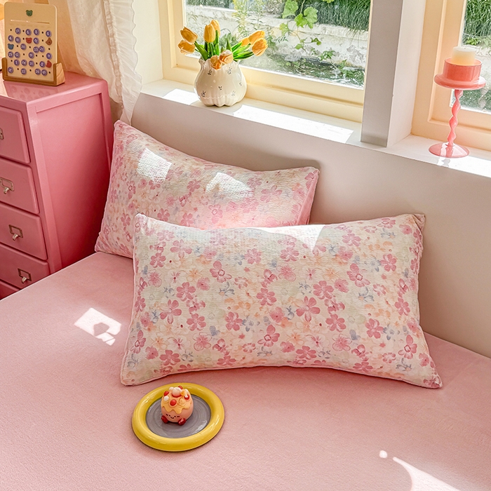 91家纺网 家纺一手货源 找家纺 壹号库家纺 2025新款皱皱纱舒暖绒四件套 十里桃花