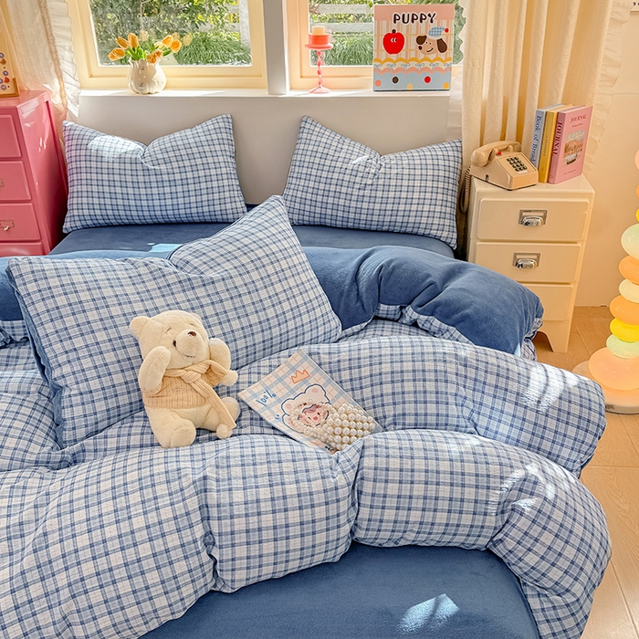 91家纺网 家纺一手货源 找家纺 壹号库家纺 2025新款皱皱纱舒暖绒四件套 无印兰格