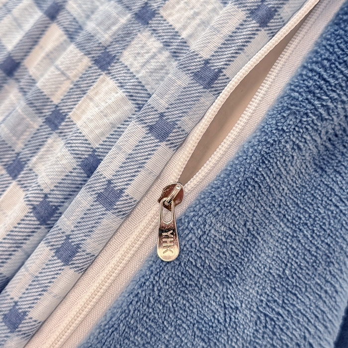 91家纺网 家纺一手货源 找家纺 壹号库家纺 2025新款皱皱纱舒暖绒四件套 无印兰格