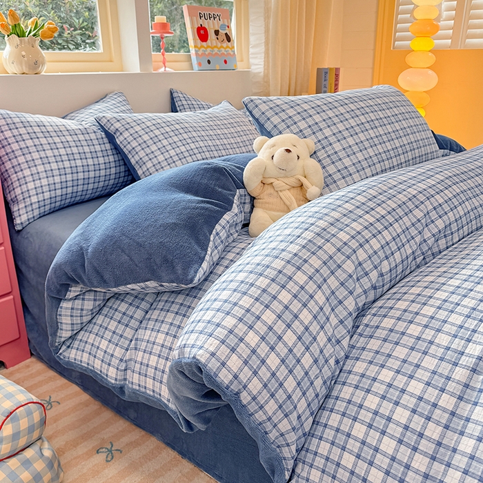 91家纺网 家纺一手货源 找家纺 壹号库家纺 2025新款皱皱纱舒暖绒四件套 无印兰格