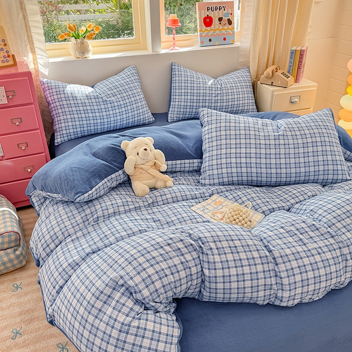 91家纺网 家纺一手货源 找家纺 壹号库家纺 2025新款皱皱纱舒暖绒四件套 无印兰格