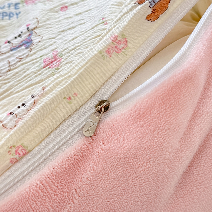 91家纺网 家纺一手货源 找家纺 壹号库家纺 2025新款皱皱纱舒暖绒四件套 西高地