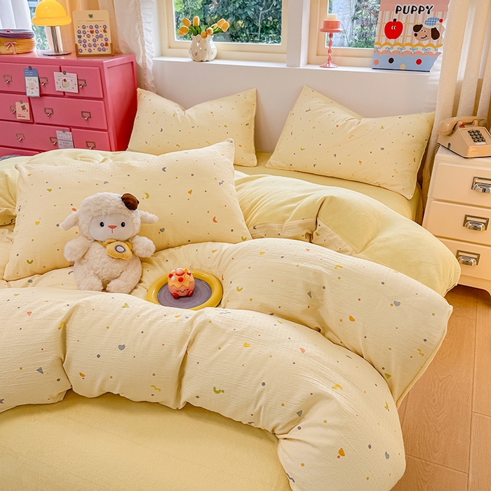 91家纺网 家纺一手货源 找家纺 壹号库家纺 2025新款皱皱纱舒暖绒四件套 芝士奶酪