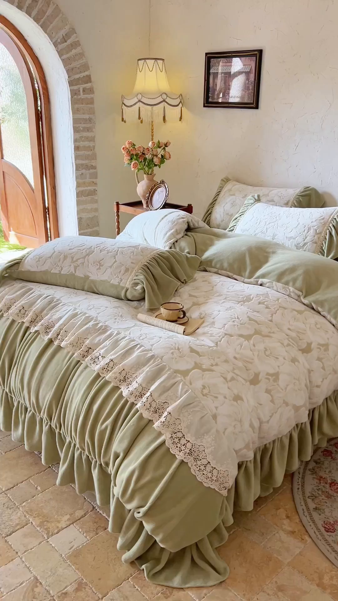 91家纺网 家纺一手货源 找家纺 网红馆（ck家纺） 2025新款牛奶绒雕花绒花边四件套--繁花倾心 繁花倾心-绿