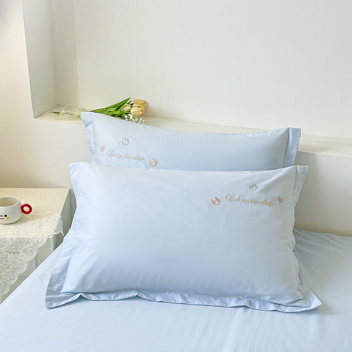 91家纺网 家纺一手货源 找家纺 （总）金绣美居 2025全棉大版卡通贴布绣 春夏新款四件套-布偶猫