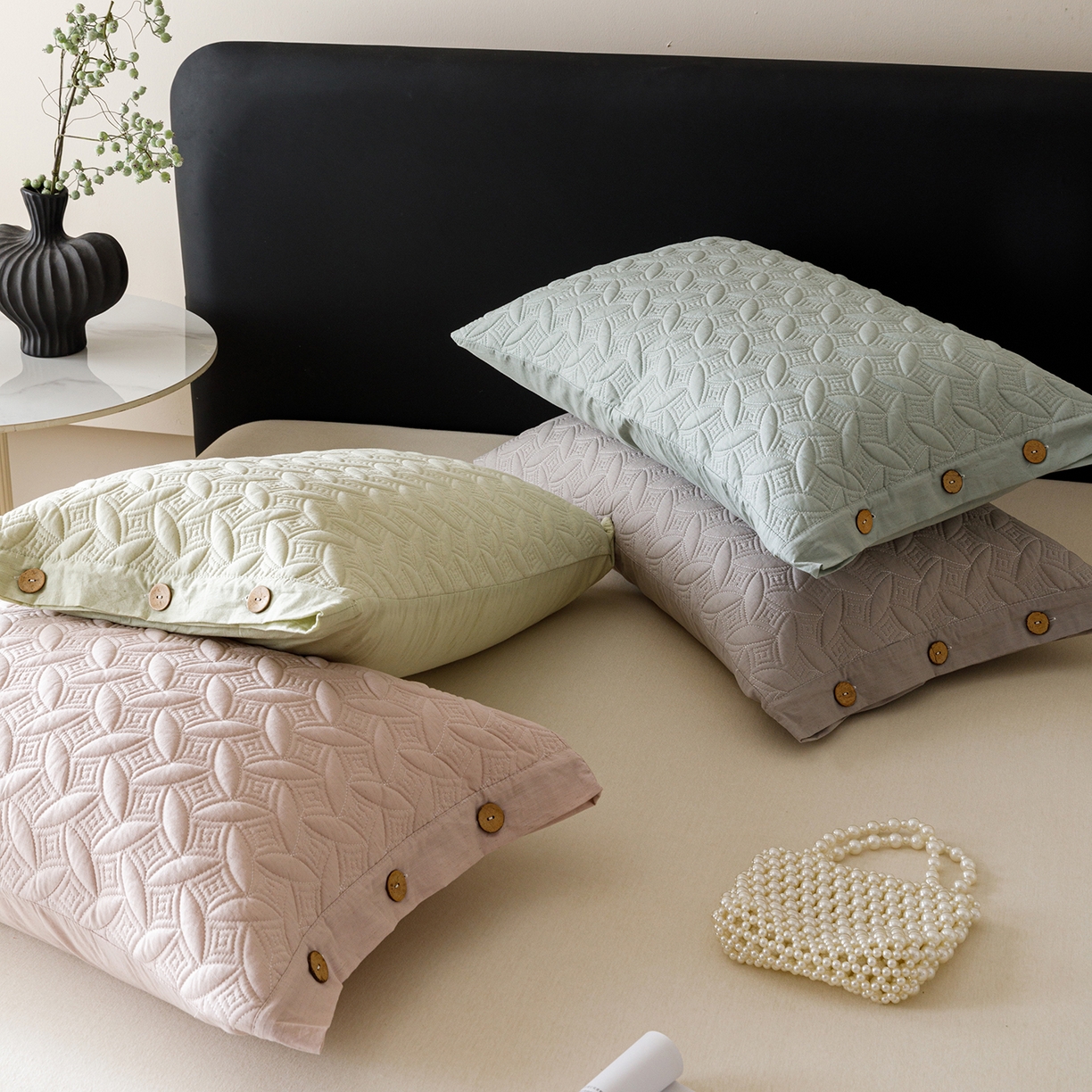 91家纺网 家纺一手货源 找家纺 爱港家纺 2025新款纯色棉麻亚麻枕套加厚绗缝夹棉双面高级枕头套 组合