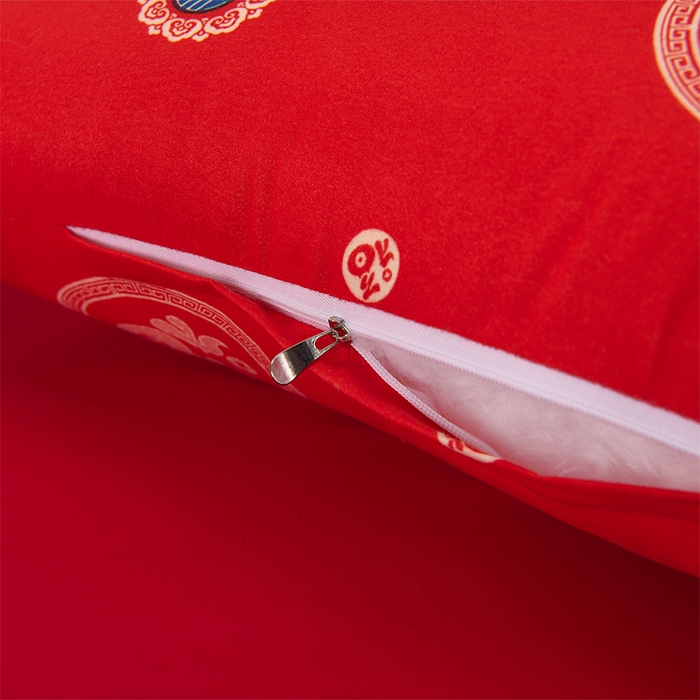 91家纺网 家纺一手货源 找家纺 圣靓 2025新款福字护颈枕立体枕 枕头枕芯 福枕护颈中枕