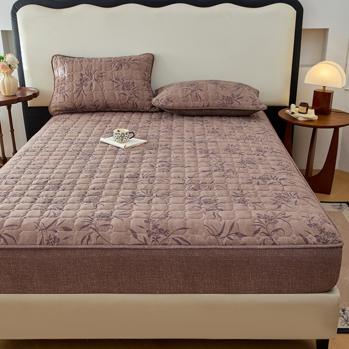 91家纺网 家纺一手货源 找家纺 圣比熊 2025新款原麻夹棉床笠机洗家用防滑透气四季款加厚床罩床垫床单保护套三件套 素锦