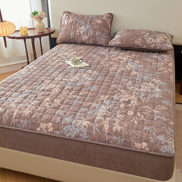 91家纺网 家纺一手货源 找家纺 圣比熊 2025新款原麻夹棉床笠机洗家用防滑透气四季款加厚床罩床垫床单保护套三件套 金枝玉叶