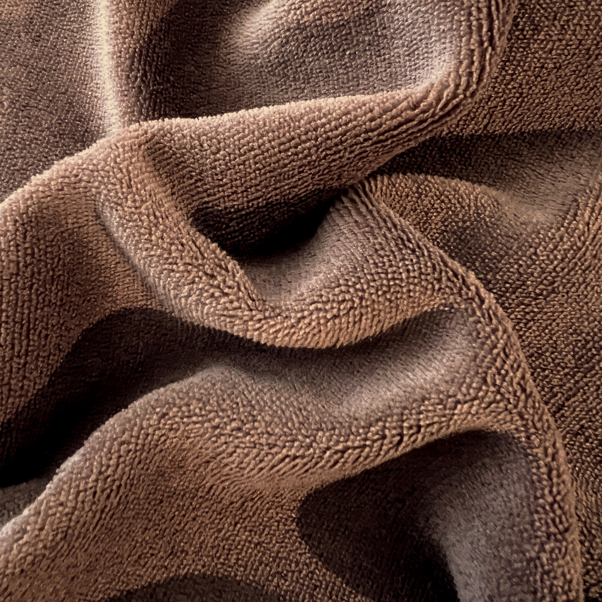 91家纺网 家纺一手货源 找家纺 富米莱（原臻工厂） 2025新款牛奶绒猫咪毛巾绣床盖床裙四件套 黑皮猫猫