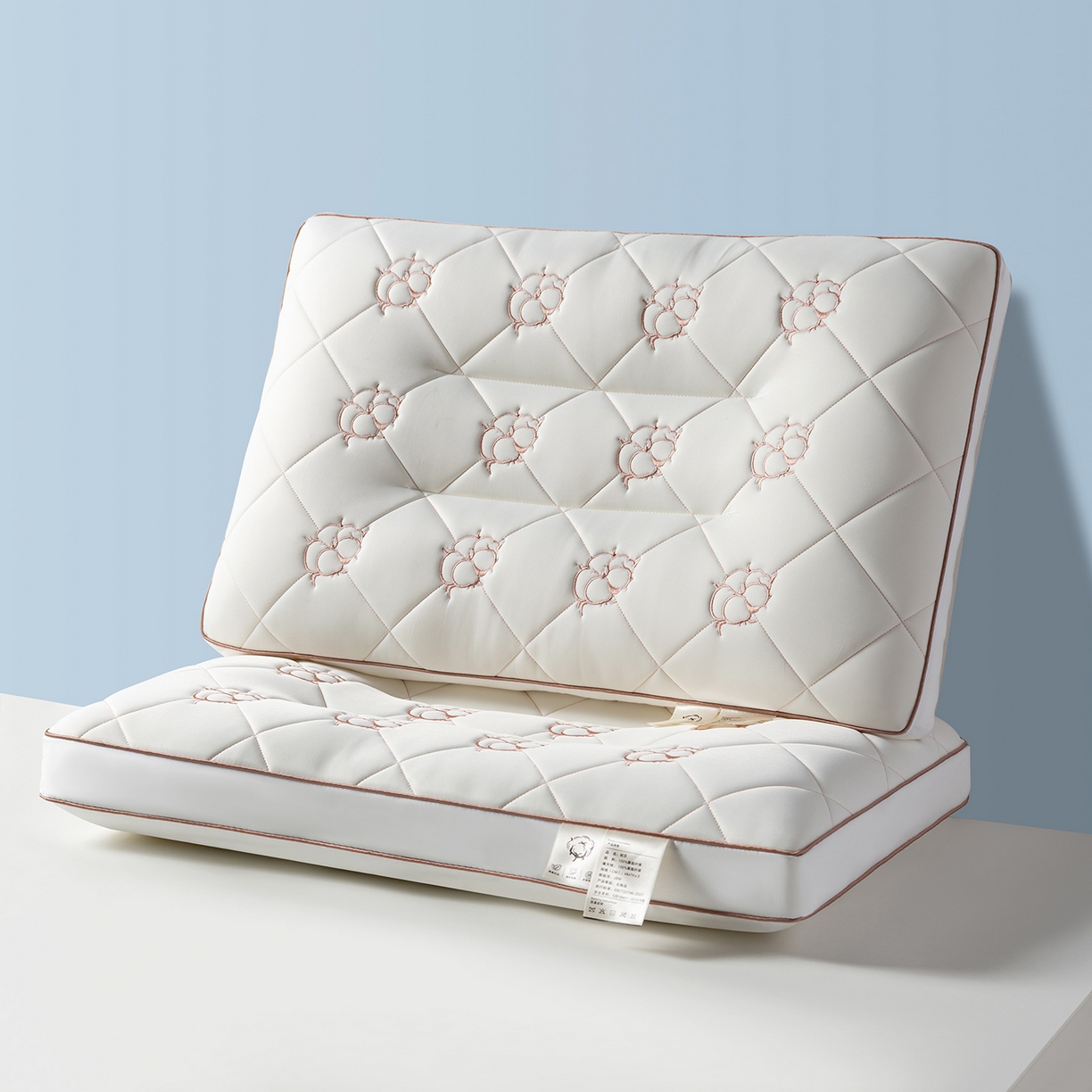 91家纺网 家纺一手货源 找家纺 小米枕芯 2025新款棉花刺绣枕枕头枕芯 棉花刺绣枕-立体吊带中枕