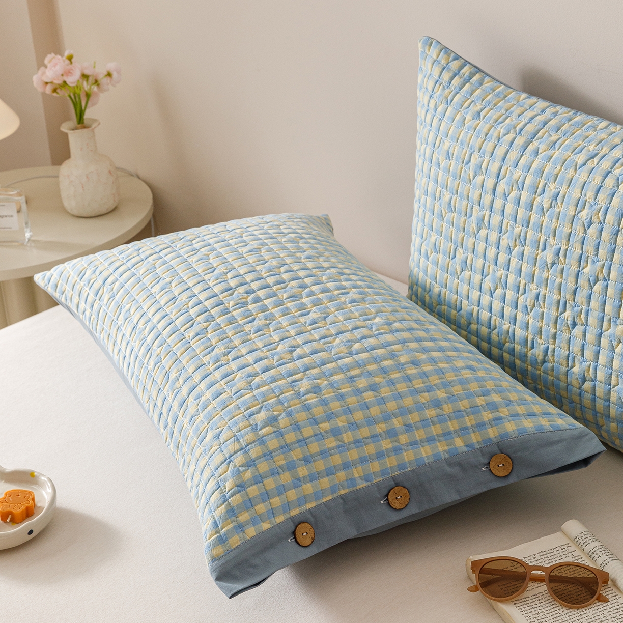 91家纺网 家纺一手货源 找家纺 爱港家纺 2025新款全棉色织水洗加厚绗缝夹棉防头油双面枕头套单品枕套单件枕套 格温特蓝