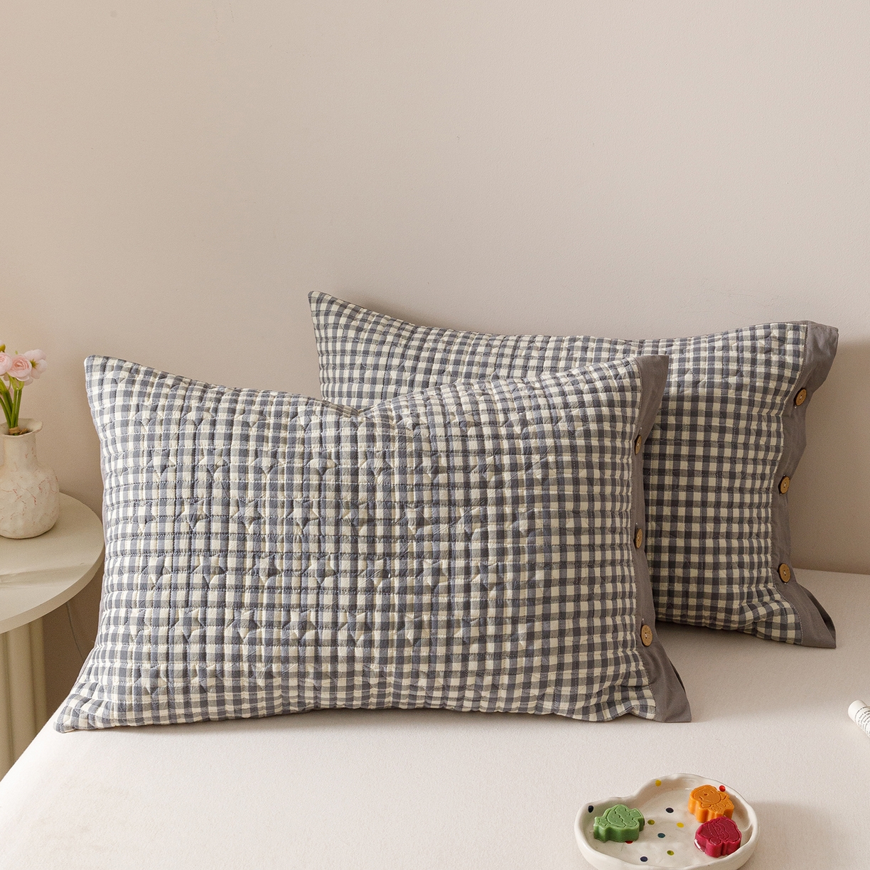 91家纺网 家纺一手货源 找家纺 爱港家纺 2025新款全棉色织水洗加厚绗缝夹棉防头油双面枕头套单品枕套单件枕套 格温特灰