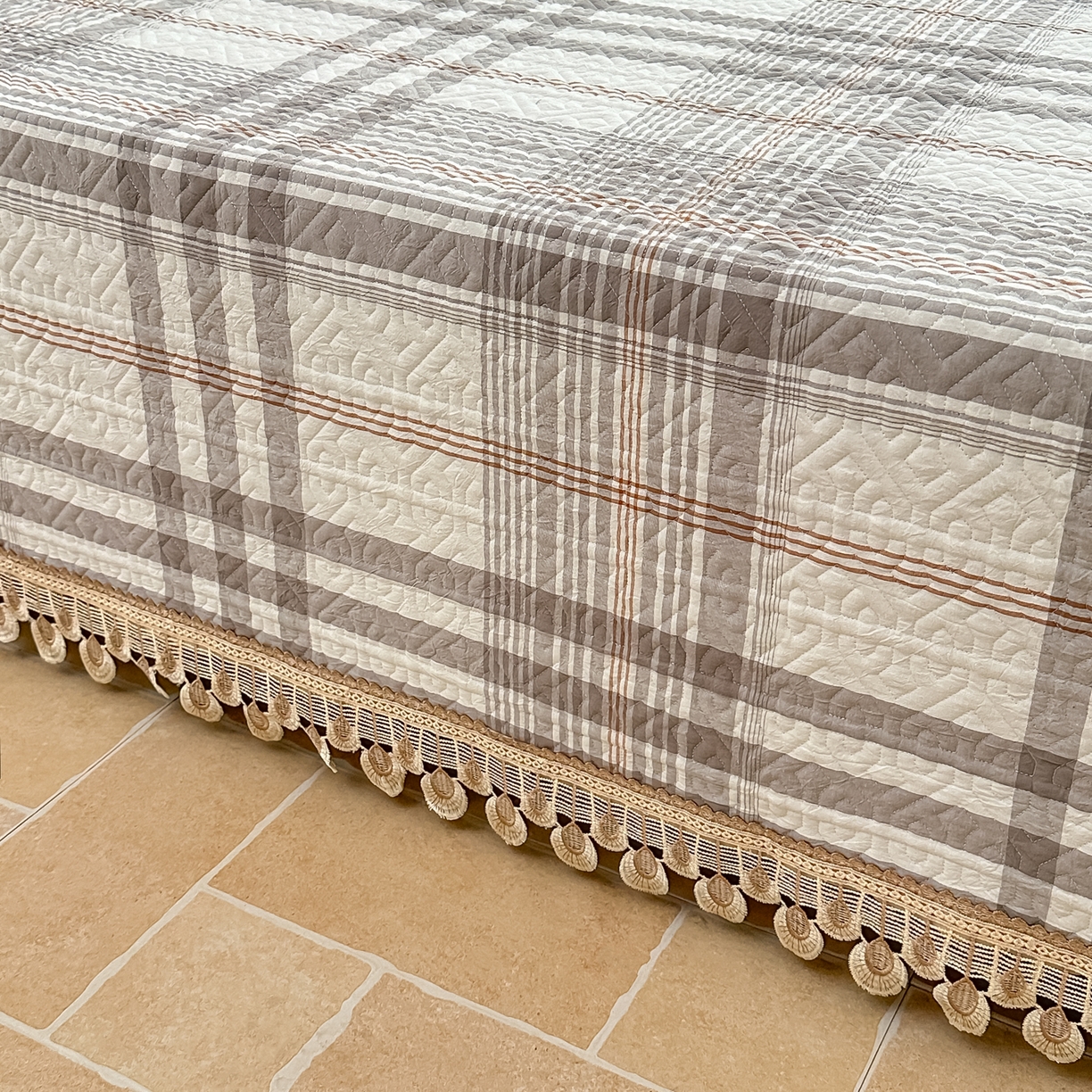 91家纺网 家纺一手货源 找家纺 手艺人家纺 2025新款全棉夹棉绗缝印花床盖炕盖系列 SX05