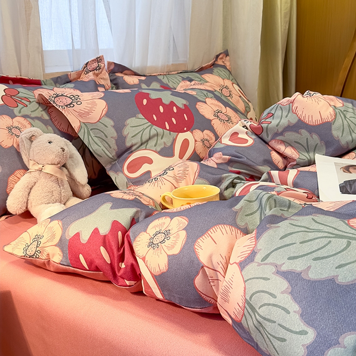 91家纺网 家纺一手货源 找家纺 丝芙妮家居（原乐视家纺） 2025新款全棉磨毛多规格单被套 草莓兔兔-蓝