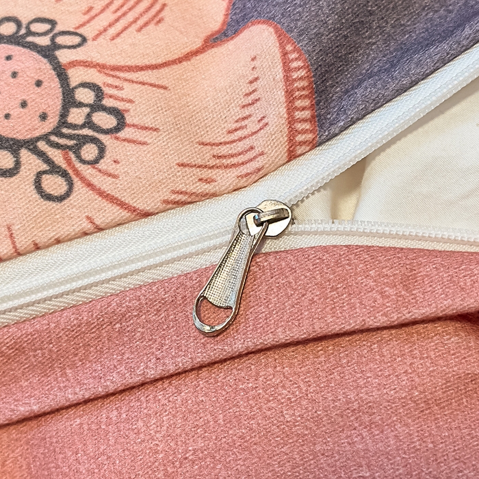 91家纺网 家纺一手货源 找家纺 丝芙妮家居（原乐视家纺） 2025新款全棉磨毛多规格单被套 草莓兔兔-蓝