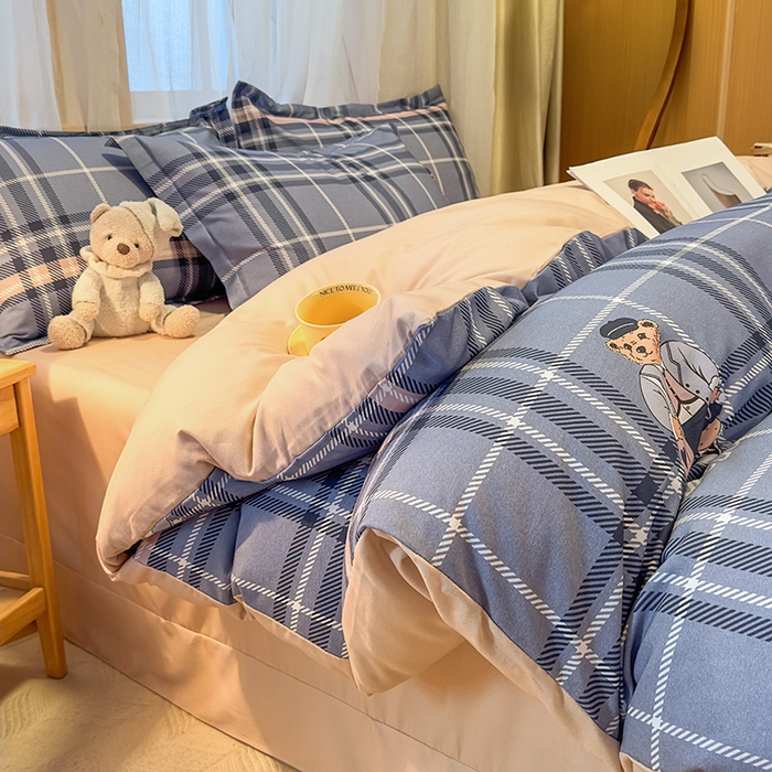 91家纺网 家纺一手货源 找家纺 丝芙妮家居（原乐视家纺） 2025新款全棉磨毛多规格单被套 维尼小熊-蓝