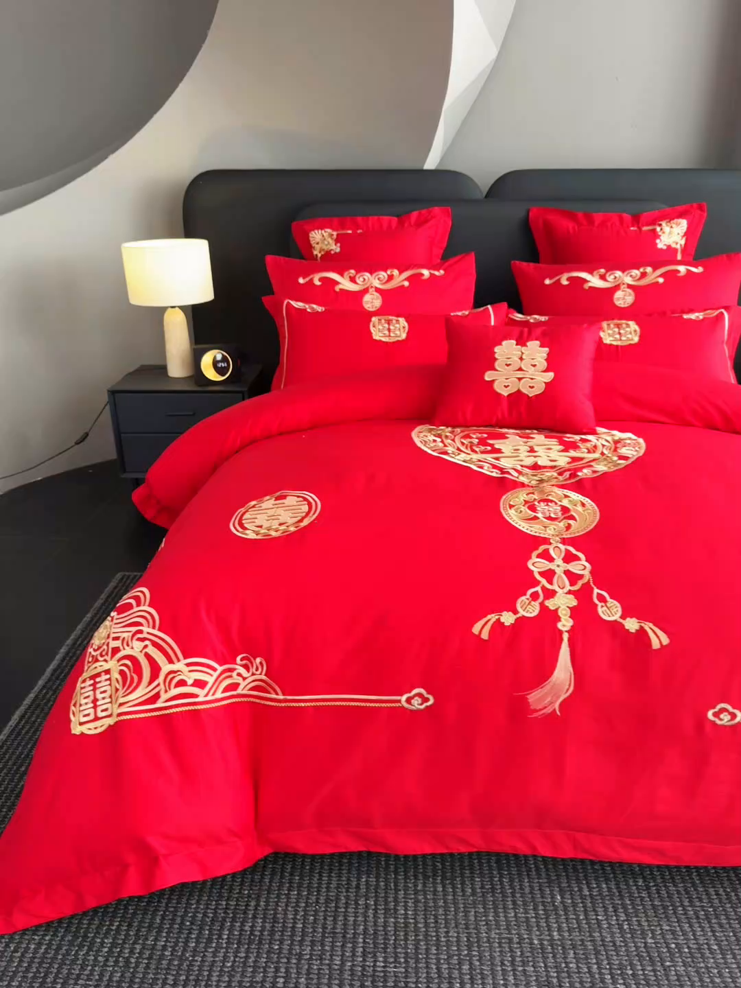 91家纺网 家纺一手货源 找家纺 （总）娇伊诗婚庆 2025新款刺绣工艺全棉婚庆四件套系列