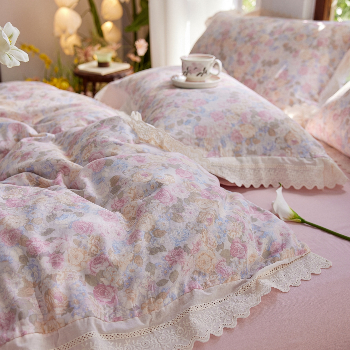 91家纺网 家纺一手货源 找家纺 （总）梵克保罗 2026春夏新品韩版全棉纯棉双层纱镂空花边系列四件套