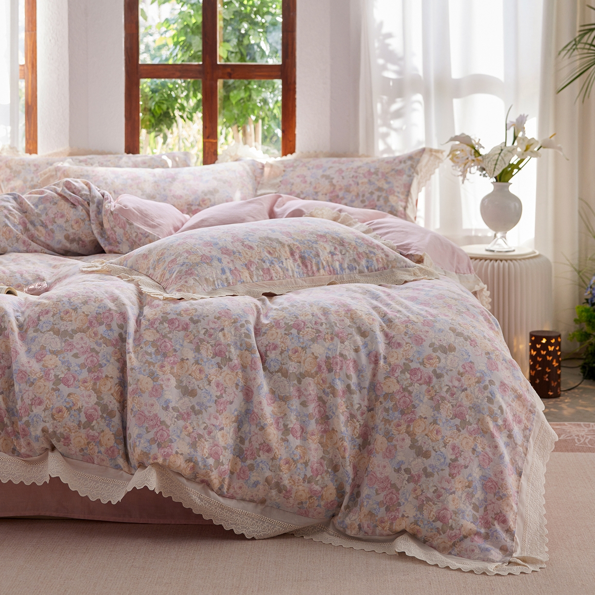 91家纺网 家纺一手货源 找家纺 （总）梵克保罗 2026春夏新品韩版全棉纯棉双层纱镂空花边系列四件套