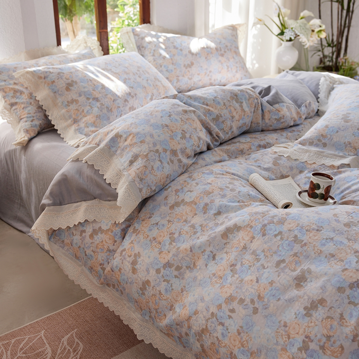 91家纺网 家纺一手货源 找家纺 梵克保罗 2026春夏新品韩版全棉纯棉双层纱镂空花边系列四件套 半岛花园-兰