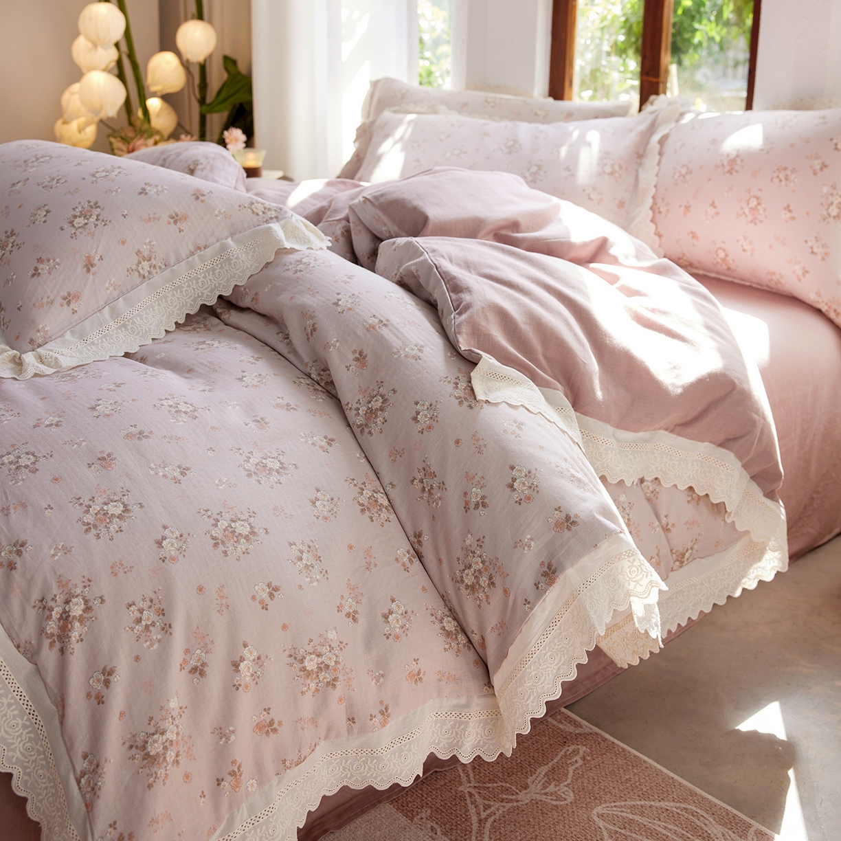 91家纺网 家纺一手货源 找家纺 梵克保罗 2026春夏新品韩版全棉纯棉双层纱镂空花边系列四件套 落日余晖