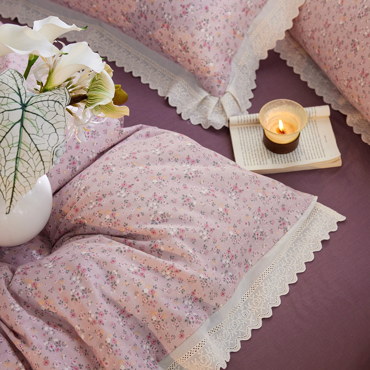 91家纺网 家纺一手货源 找家纺 梵克保罗 2026春夏新品韩版全棉纯棉双层纱镂空花边系列四件套 蔷薇花园