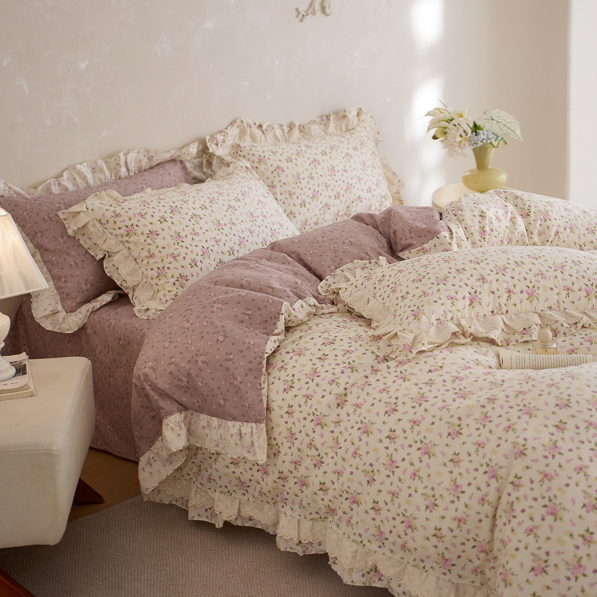 91家纺网 家纺一手货源 找家纺 梵克保罗 2026春夏新品全棉纯棉13372法式双层花边系列四件套 艾米丽