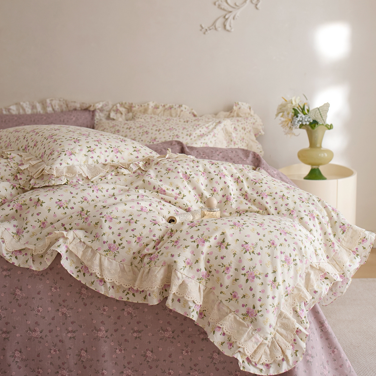 91家纺网 家纺一手货源 找家纺 梵克保罗 2026春夏新品全棉纯棉13372法式双层花边系列四件套 艾米丽