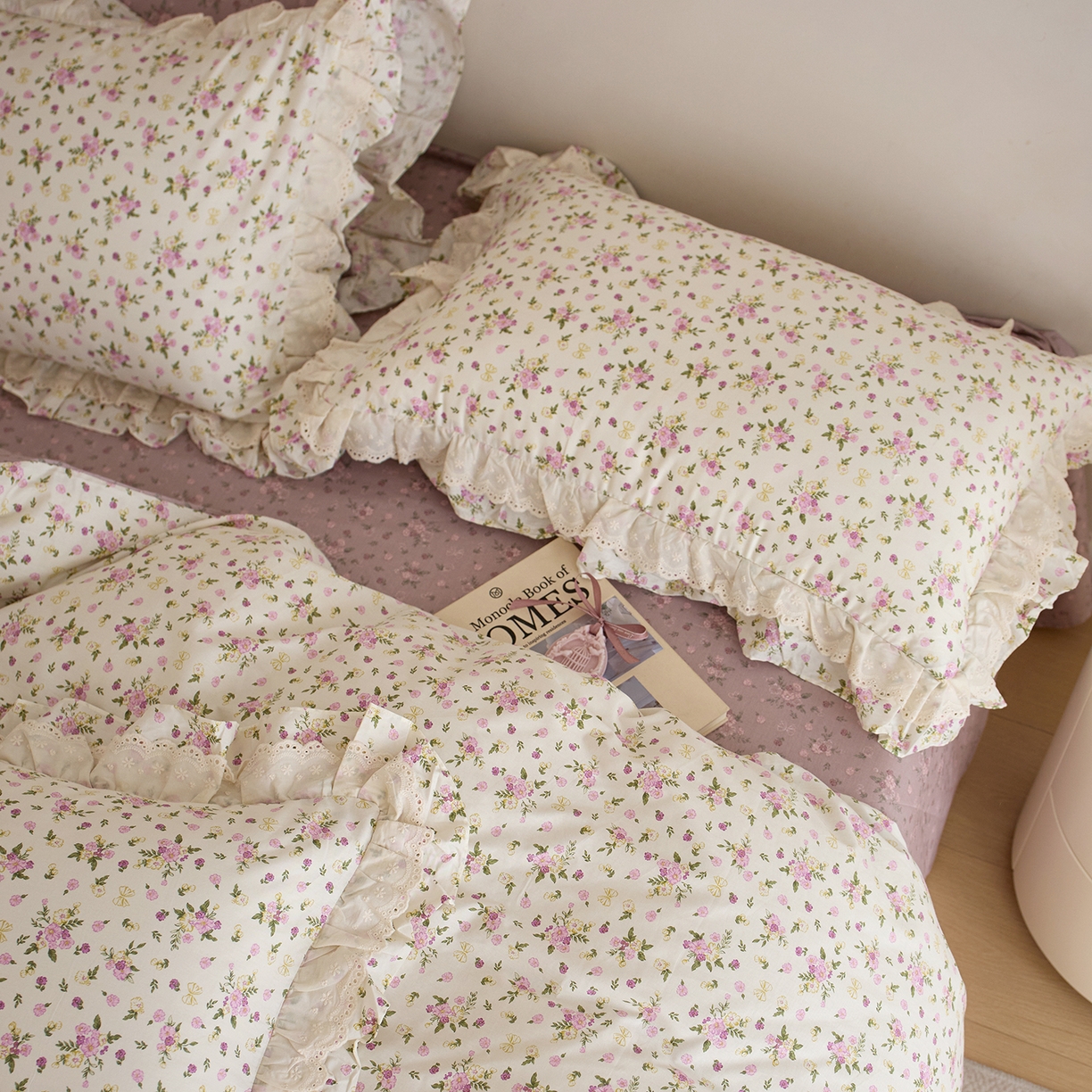 91家纺网 家纺一手货源 找家纺 梵克保罗 2026春夏新品全棉纯棉13372法式双层花边系列四件套 艾米丽