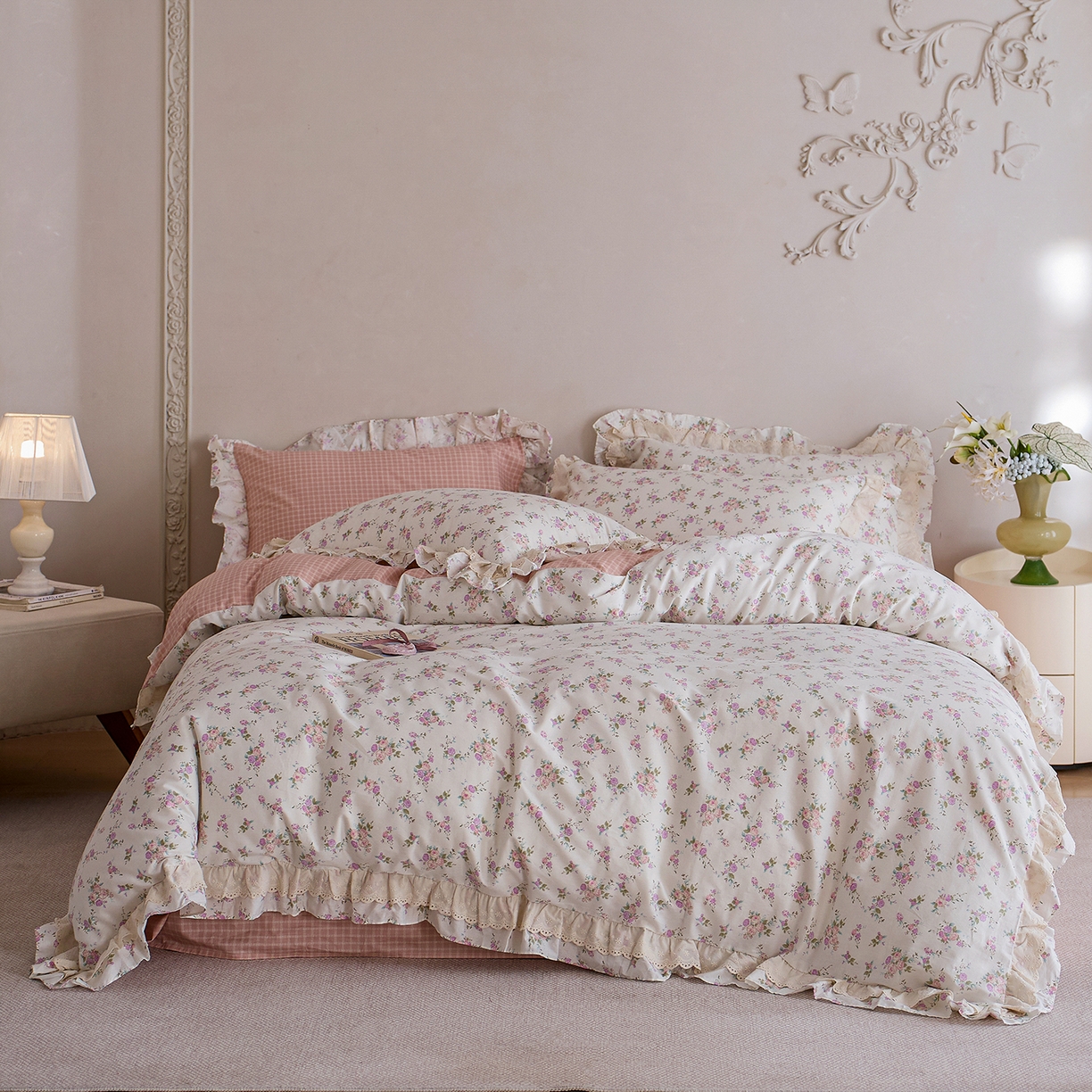 91家纺网 家纺一手货源 找家纺 梵克保罗 2026春夏新品全棉纯棉13372法式双层花边系列四件套 伊人飘香