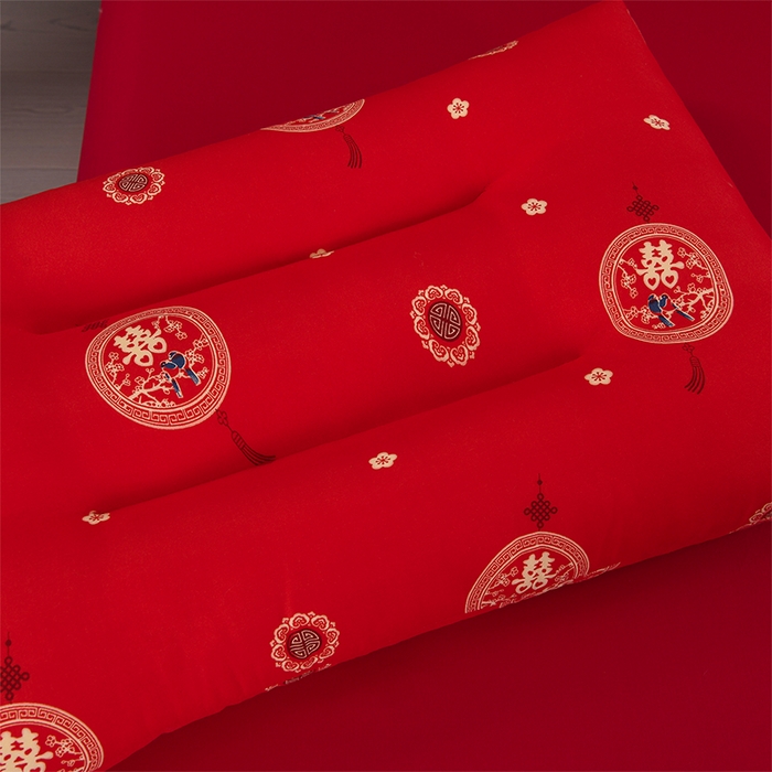 91家纺网 家纺一手货源 找家纺 圣楚家纺 2025新款双囍枕枕头枕芯 囍枕定型低枕