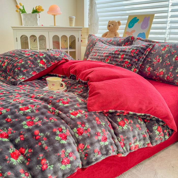 91家纺网 家纺一手货源 找家纺 梵克保罗 2025秋冬新款牛奶绒泡泡绒印花卡通花卉兔毛外贸跨境单枕套单被套小号三件套四件套 花仙子