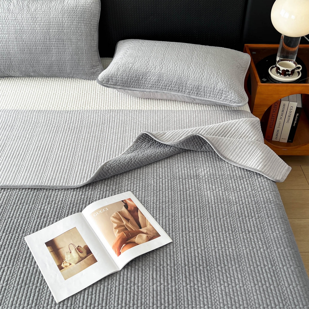 91家纺网 家纺一手货源 找家纺 沐纯家居 2025新款婴儿绒天丝水洗床盖三件套-赫拉 赫拉-高级灰