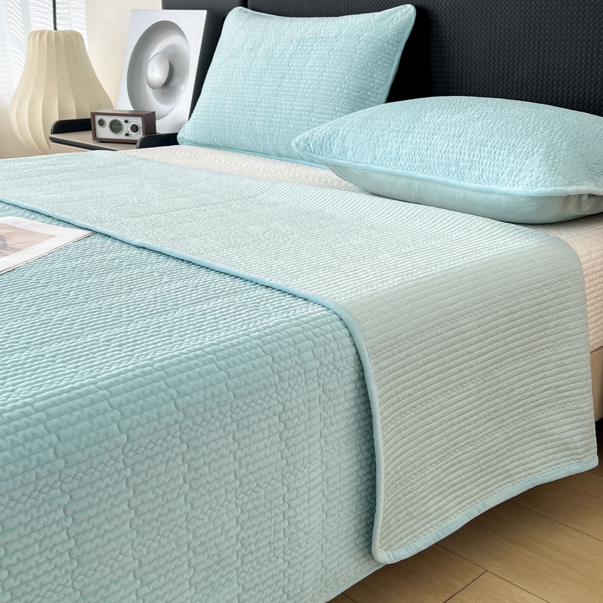 91家纺网 家纺一手货源 找家纺 沐纯家居 2025新款婴儿绒天丝水洗床盖三件套-赫拉 赫拉-孔雀绿