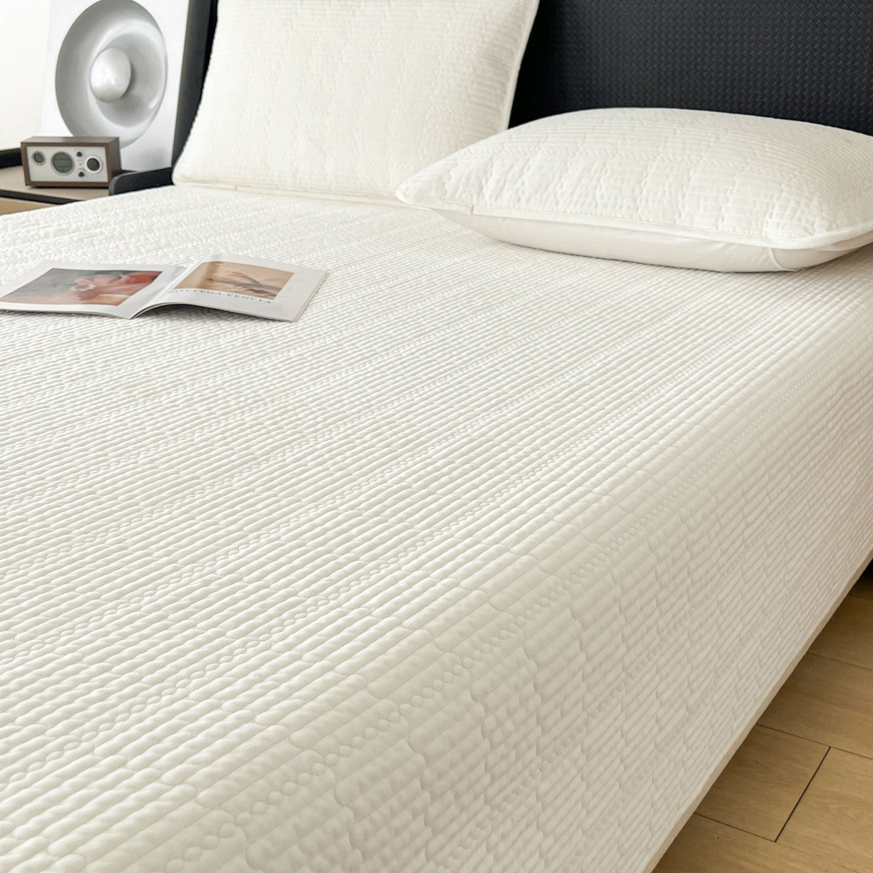 91家纺网 家纺一手货源 找家纺 沐纯家居 2025新款婴儿绒天丝水洗床盖三件套-赫拉 赫拉-珍珠白