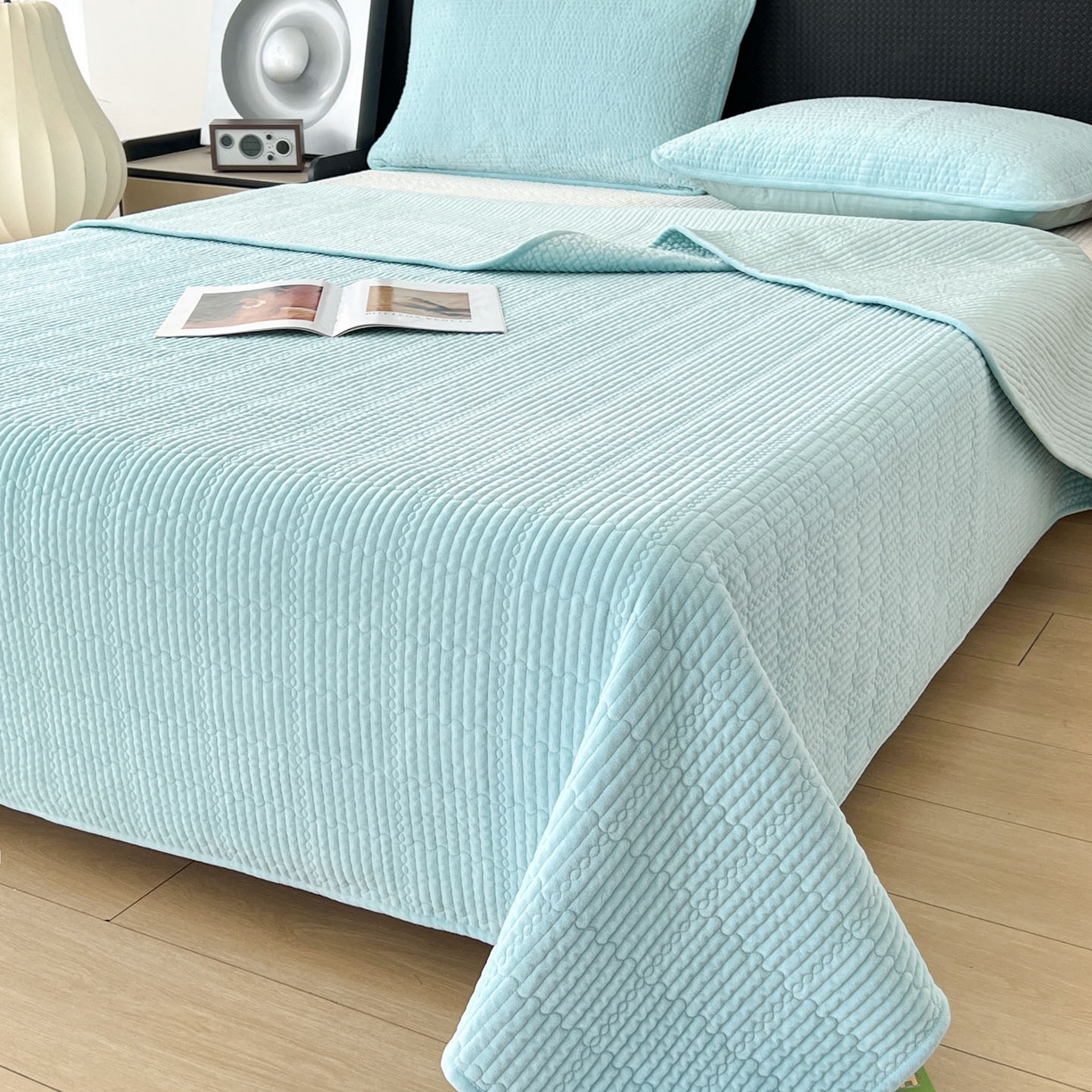 91家纺网 家纺一手货源 找家纺 沐纯家居 2025新款婴儿绒天丝水洗床盖三件套-赫拉 赫拉-孔雀绿