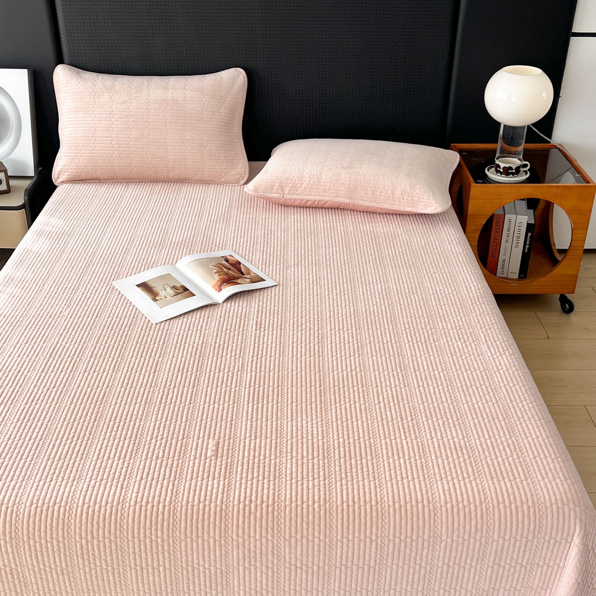 91家纺网 家纺一手货源 找家纺 沐纯家居 2025新款婴儿绒天丝水洗床盖三件套-赫拉 赫拉-胭脂粉