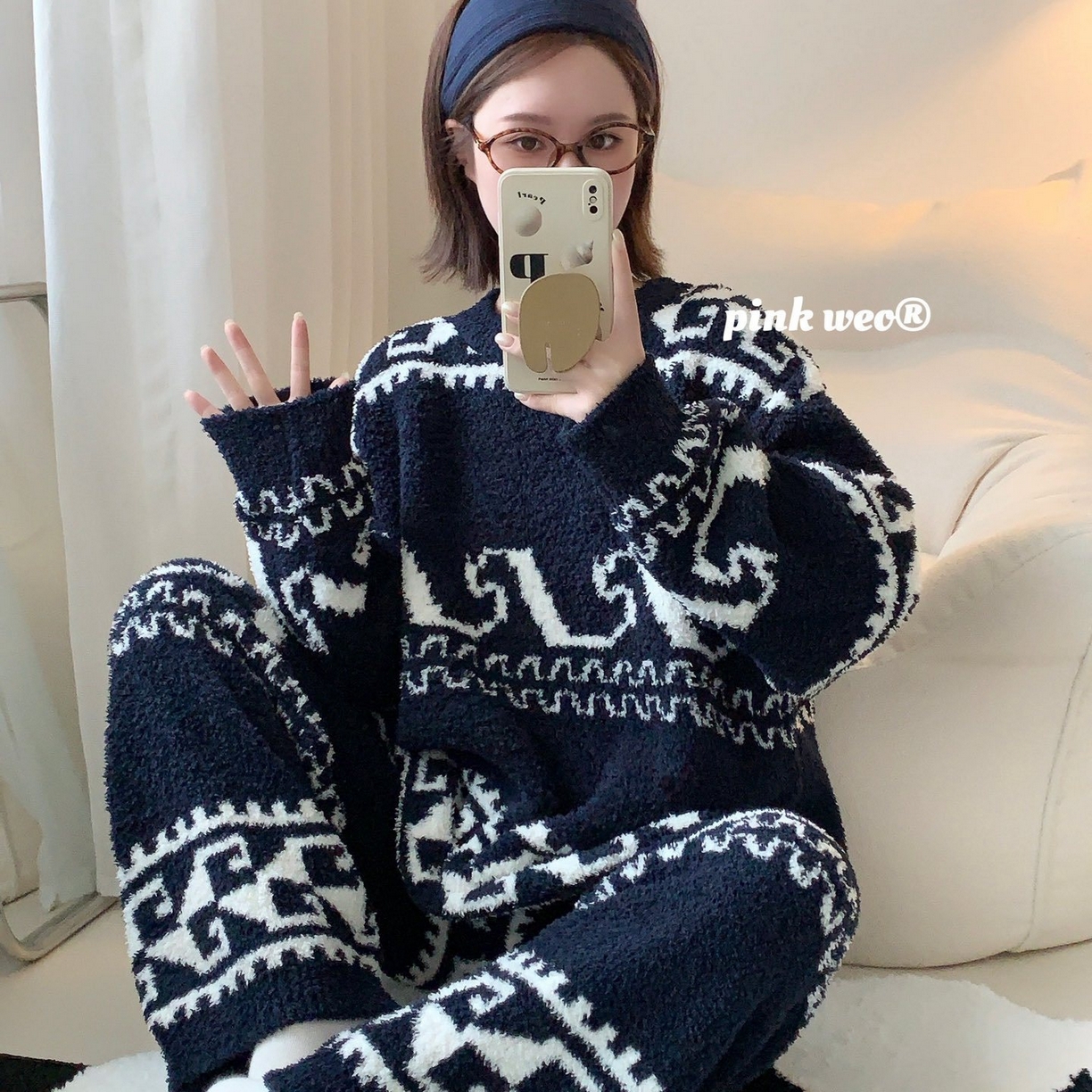 91家纺网 家纺一手货源 找家纺 （总）妍景家居生活馆 2025新款半边绒-撞色提花家居服