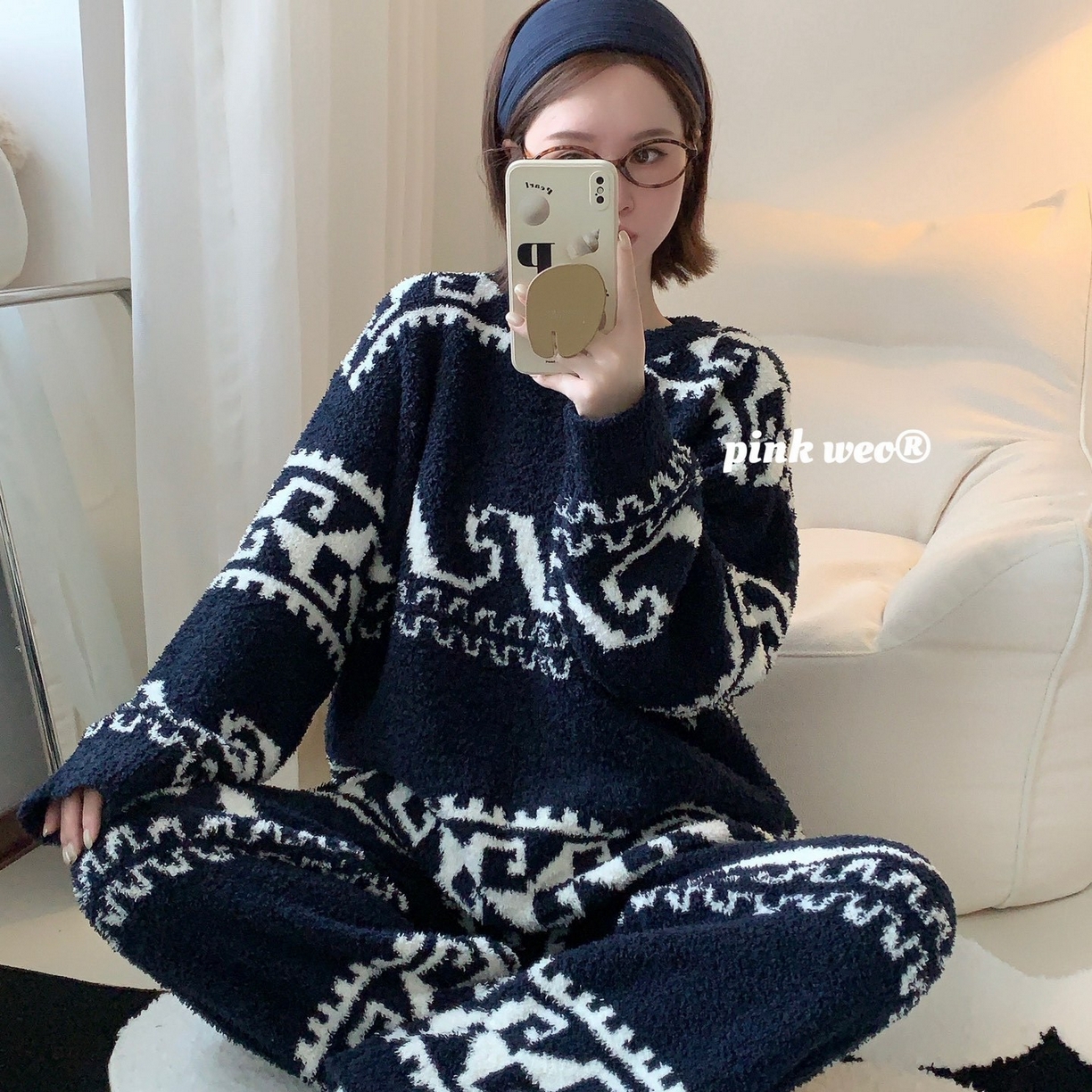 91家纺网 家纺一手货源 找家纺 （总）妍景家居生活馆 2025新款半边绒-撞色提花家居服