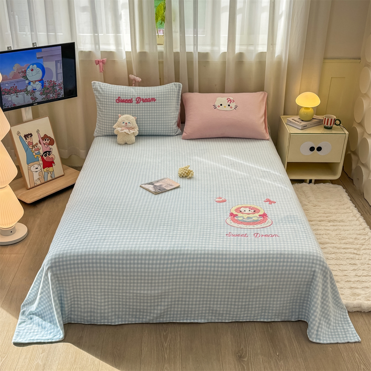 91家纺网 家纺一手货源 找家纺 灰鲸 2025新款高克重牛奶绒毛巾绣单床单 蓝格蛋糕喵