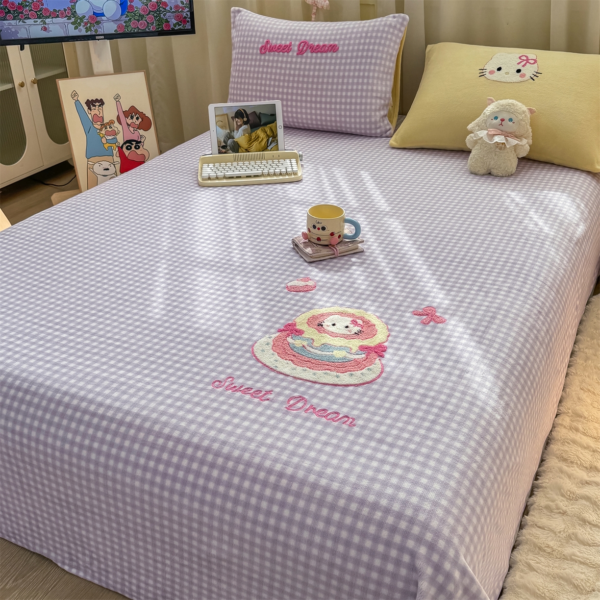 91家纺网 家纺一手货源 找家纺 灰鲸 2025新款高克重牛奶绒毛巾绣单床单 紫格蛋糕喵