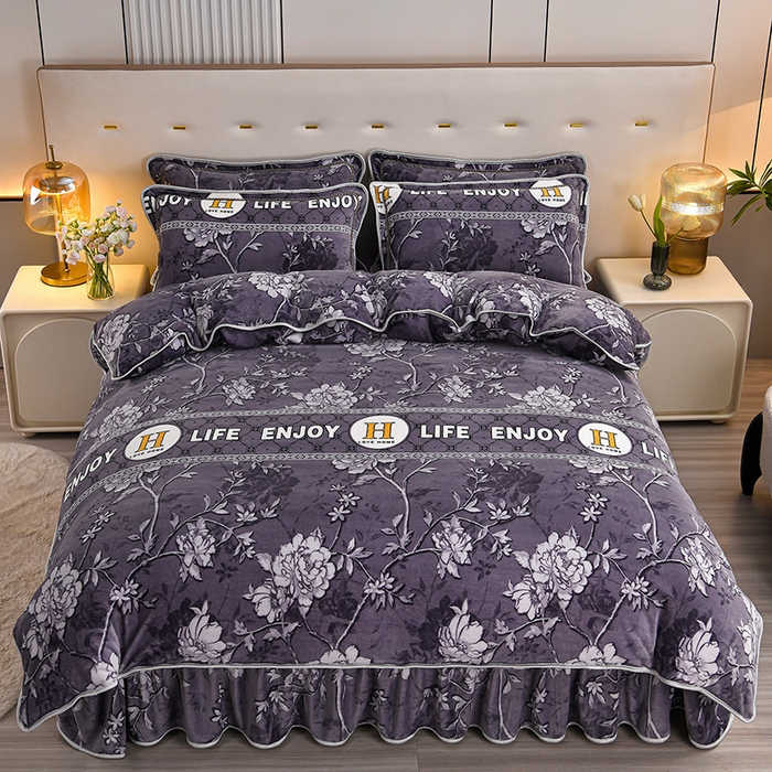 91家纺网 家纺一手货源 找家纺 2025新款230克8.5斤加厚高克重牛奶绒金貂绒法莱绒四件套冬季加绒法兰绒床裙款 遇见